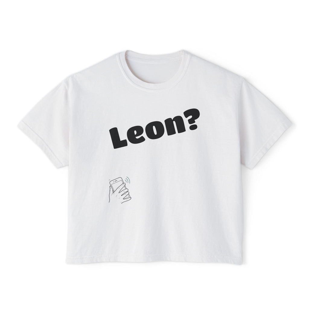 Leon? Bubble Text Crop Tee | Boxy Tee